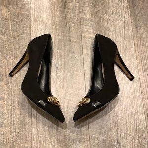Vince Camuto Black heels/gold buckle size 7